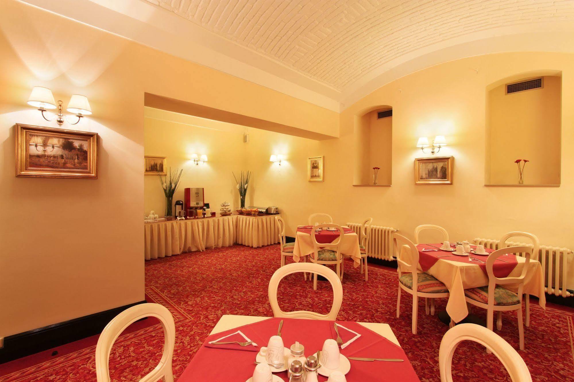 Angelis Hotel Prague Exterior photo